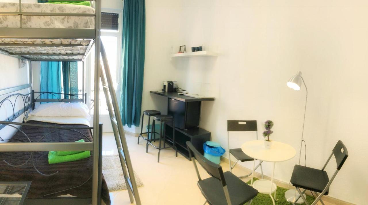 Arriola Rooms Malaga Ruang foto