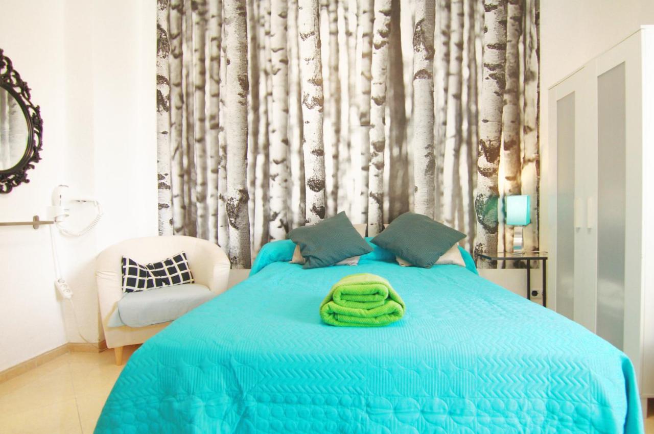 Arriola Rooms Malaga Bagian luar foto